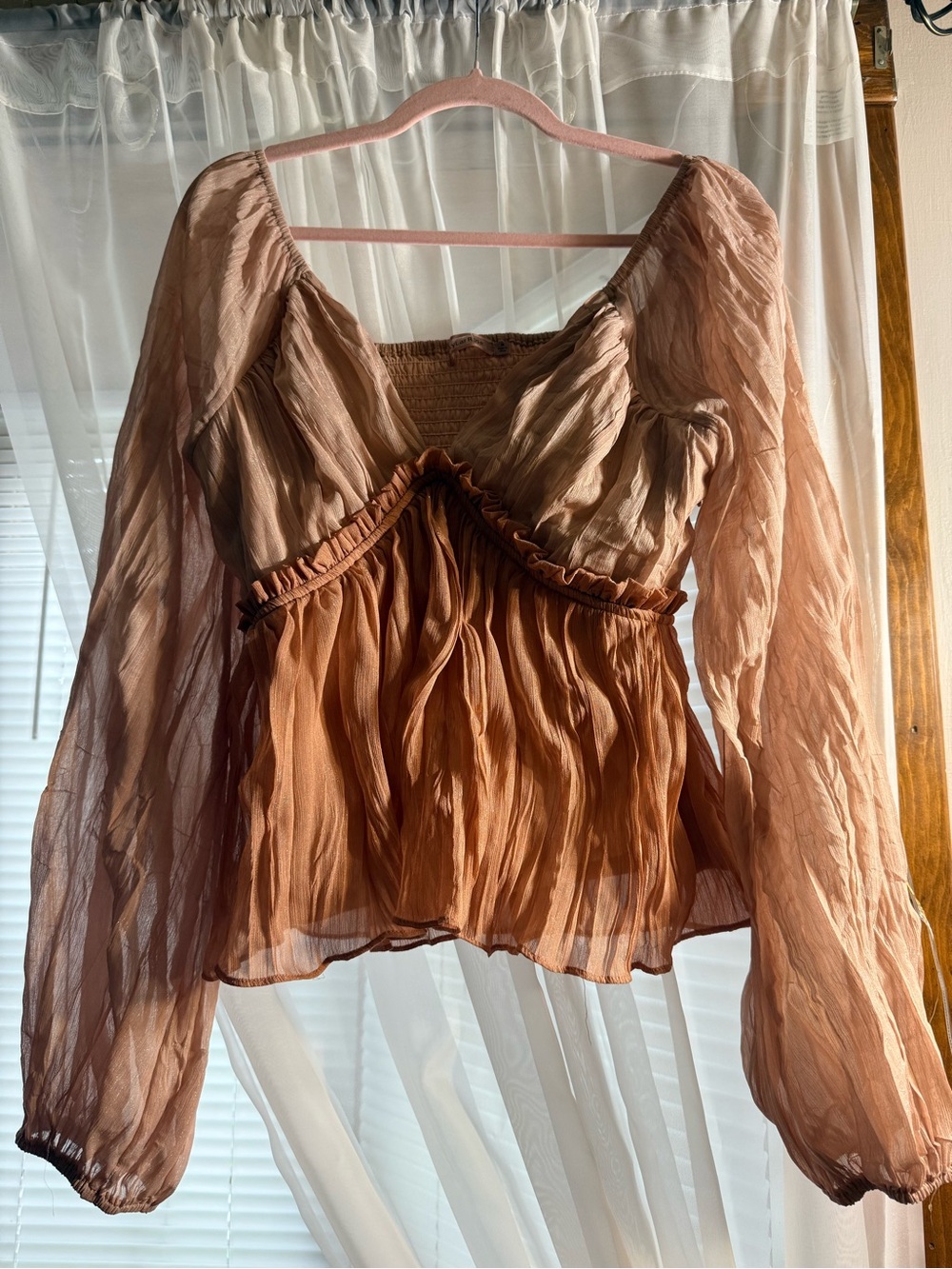 Women's Sheer Two-Tone Ruffled Blouse - Blush & Rust